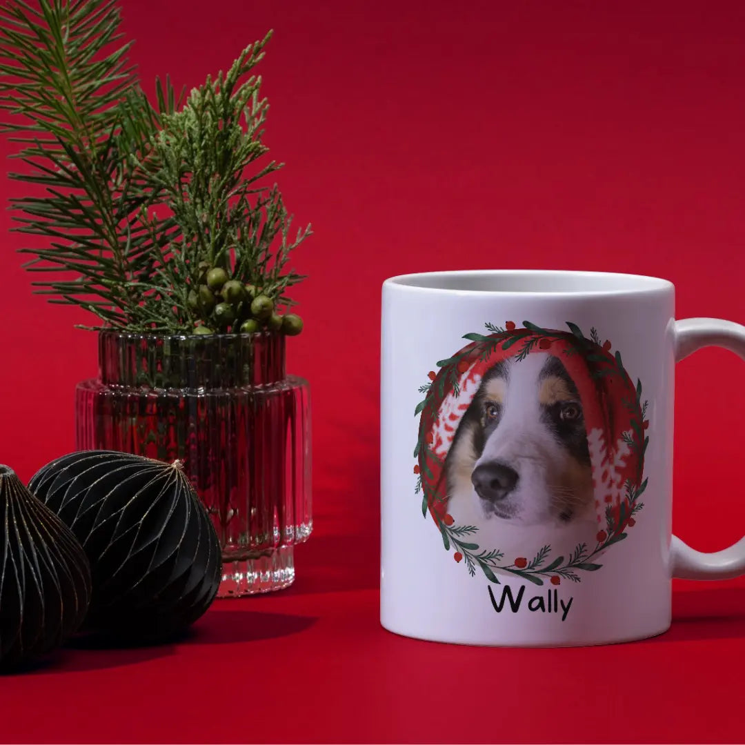 Personalisierte Foto Tasse Weihnachten-Motiv Kranz von FotoPfote für Haustiere